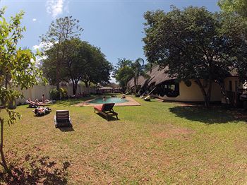 Adventure Lodge Водопад Виктория Экстерьер фото
